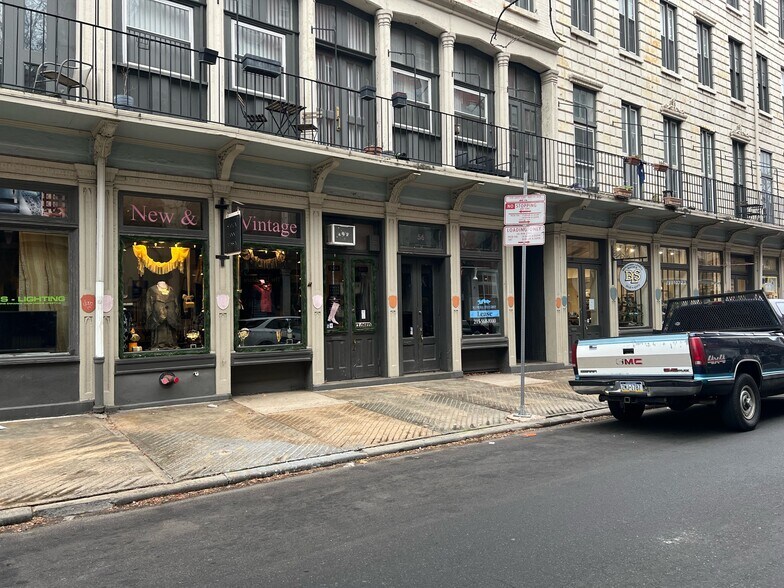 304 Arch St, Philadelphia, PA à louer - Photo de l’immeuble – Image 3 sur 15
