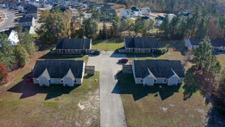 Plus de détails pour 3454 Rockfish Rd, Raeford, NC - Logement à vendre