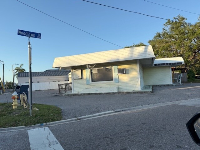 518 Woodlawn St, Clearwater, FL à vendre - Photo de l’immeuble – Image 3 sur 3