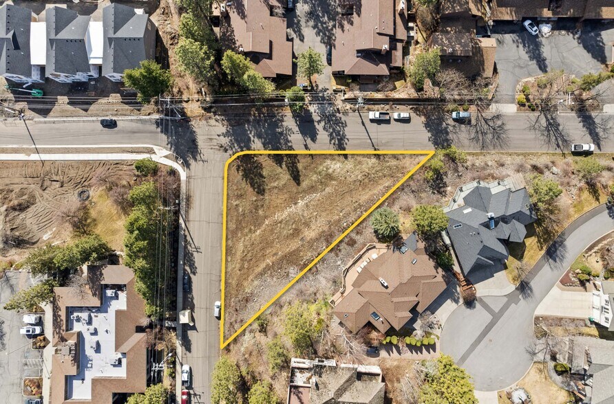 2101 30th ave, Spokane, WA à vendre - Photo principale – Image 1 sur 8
