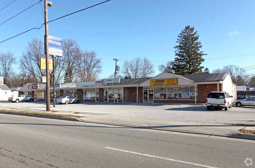 2112-2138 N Reynolds Rd, Toledo, OH à vendre - Photo de l’immeuble – Image 1 sur 5