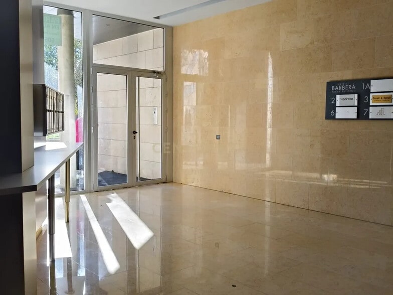 Local commercial dans Barberà del Vallès, Barcelona à vendre - Photo intérieure – Image 3 sur 3