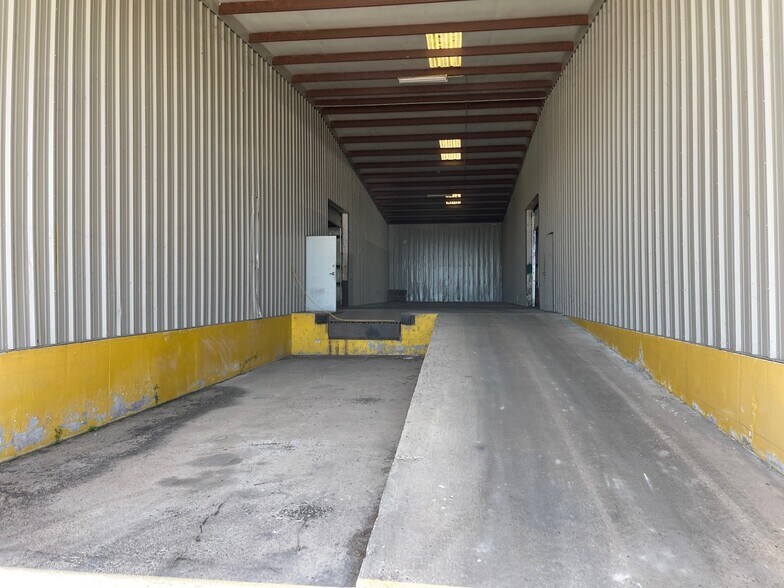 1824 FM-523, Freeport, TX à louer - Photo intérieure – Image 3 sur 7