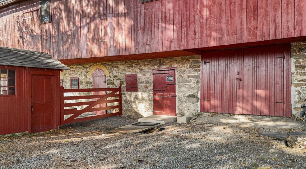 1041 Reading Ave, Boyertown, PA à vendre - Photo de l’immeuble – Image 3 sur 30