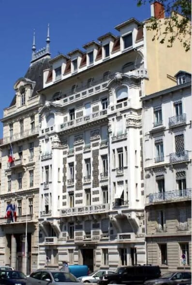 Bureau dans Lyon à louer - Photo de l’immeuble – Image 1 sur 9