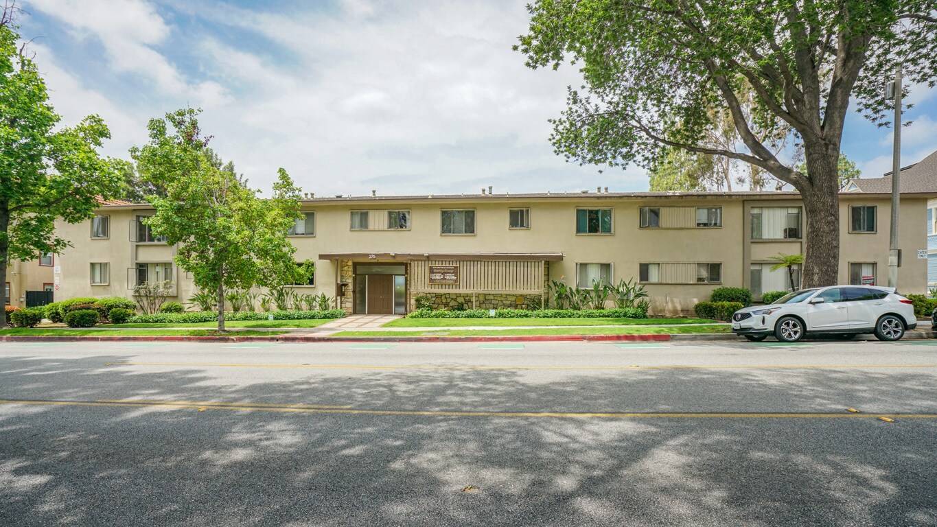 275 S Marengo Ave, Pasadena, CA à vendre Photo de l’immeuble– Image 1 sur 32