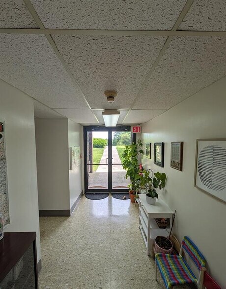 6400 N University St, Peoria, IL à louer - Photo de l’immeuble – Image 3 sur 14
