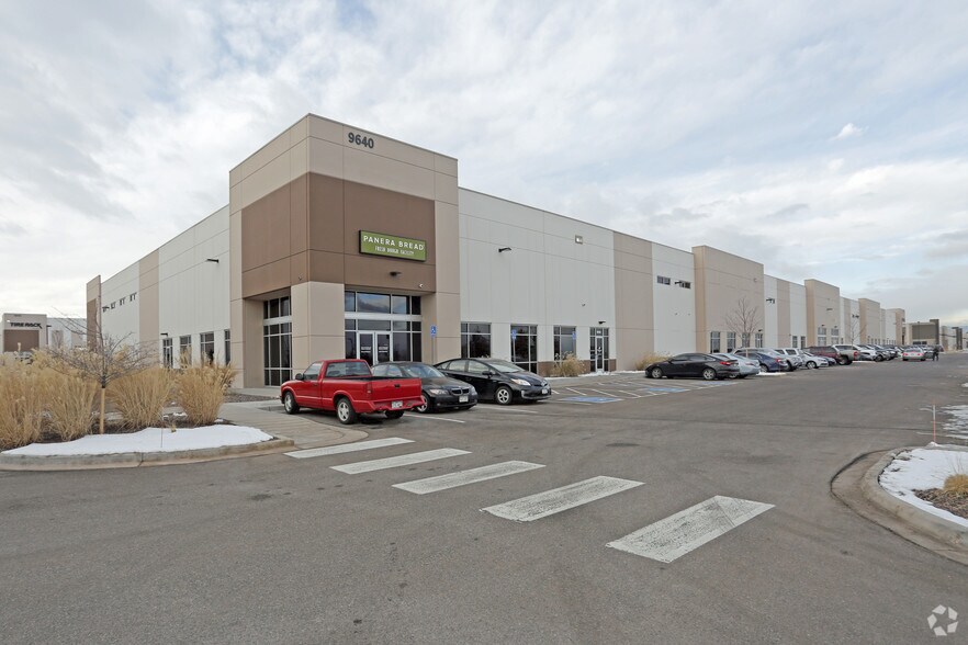 9600 - 9640 E 40th Ave, Denver, CO à louer - Photo principale – Image 2 sur 6