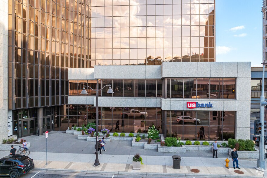 130 W Superior St, Duluth, MN à louer - Photo de l’immeuble – Image 3 sur 5