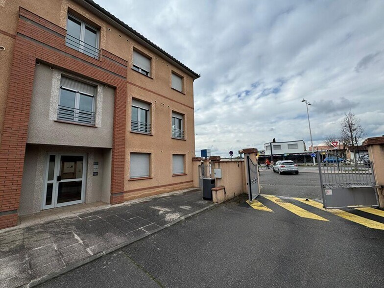 Bureau dans Tournefeuille à louer - Photo de l’immeuble – Image 1 sur 7