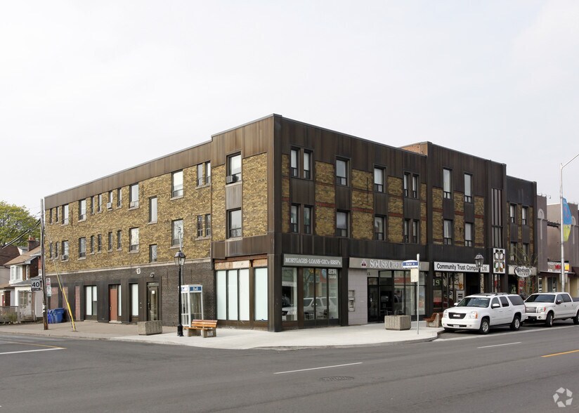 2271-2273 Bloor St W, Toronto, ON à louer - Photo de l’immeuble – Image 3 sur 6