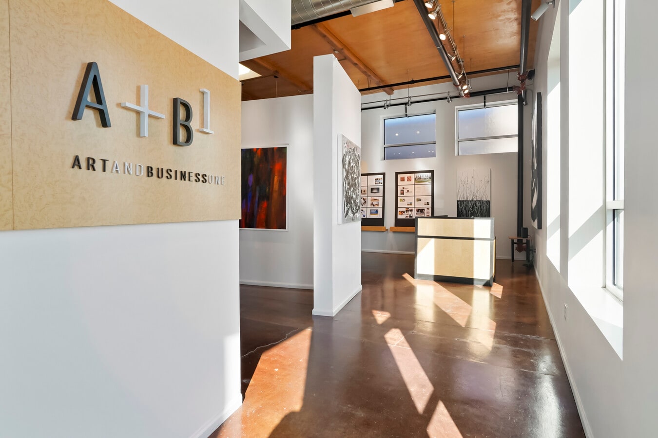 209 Kalamath St, Denver, CO 80223 - Lot 17/18 -  - Photo intérieure - Image 1 of 17