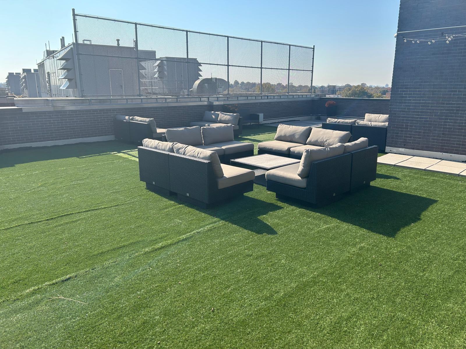 5414 74th St, Elmhurst, NY à louer Photo principale– Image 1 sur 12