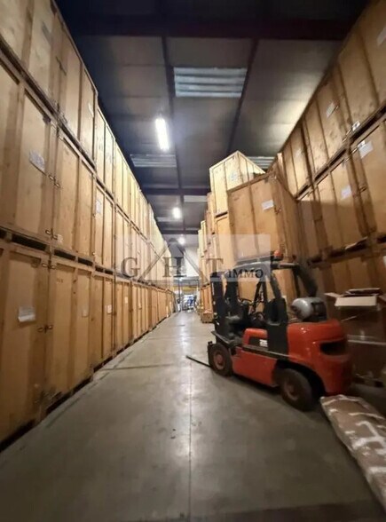 Industriel/Logistique dans Villebon-sur-Yvette à louer - Photo de l’immeuble – Image 1 sur 4