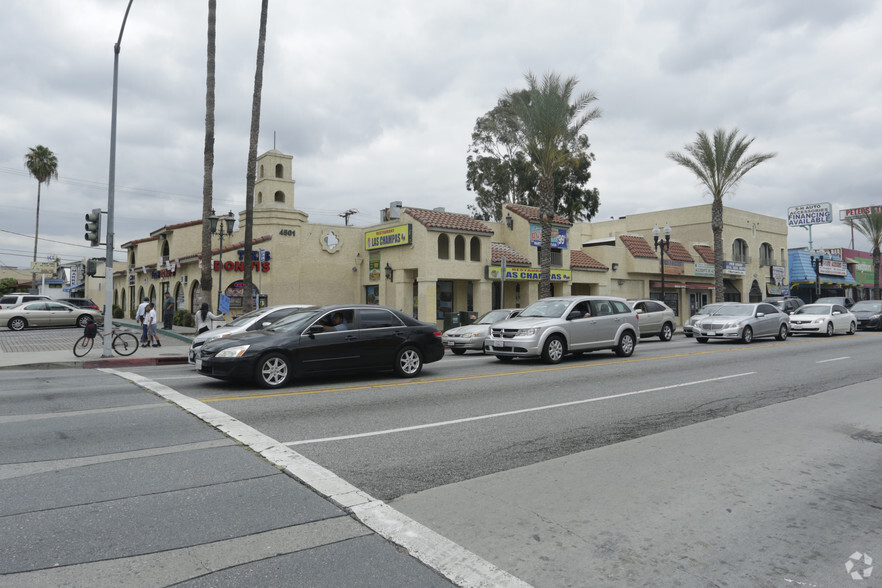 4509-4521 E Whittier Blvd, Los Angeles, CA à louer - Photo principale – Image 3 sur 3