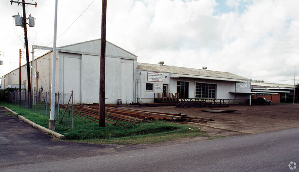 3601 W 12th St, Houston, TX à louer - Photo de l’immeuble – Image 1 sur 2