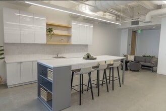 350 S Grand Ave, Los Angeles, CA à louer Photo intérieure– Image 2 sur 7