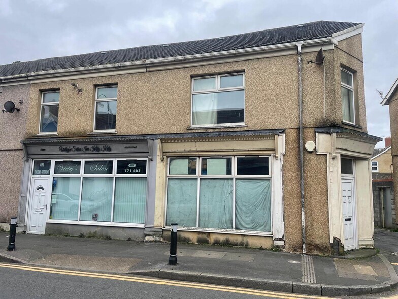 30-32 New Dock Rd, Llanelli à vendre - Photo de l’immeuble – Image 1 sur 8