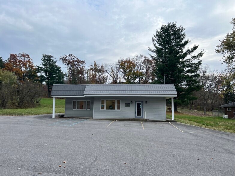 2285 Kittanning Pike, Parker, PA à vendre - Photo de l’immeuble – Image 1 sur 17