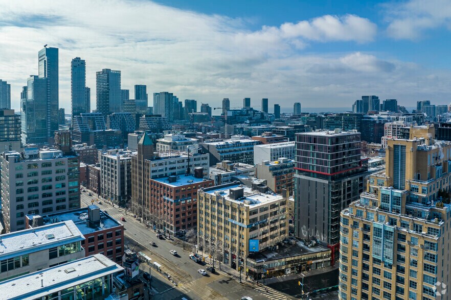 130 Spadina Ave, Toronto, ON à louer - Aérien – Image 3 sur 3