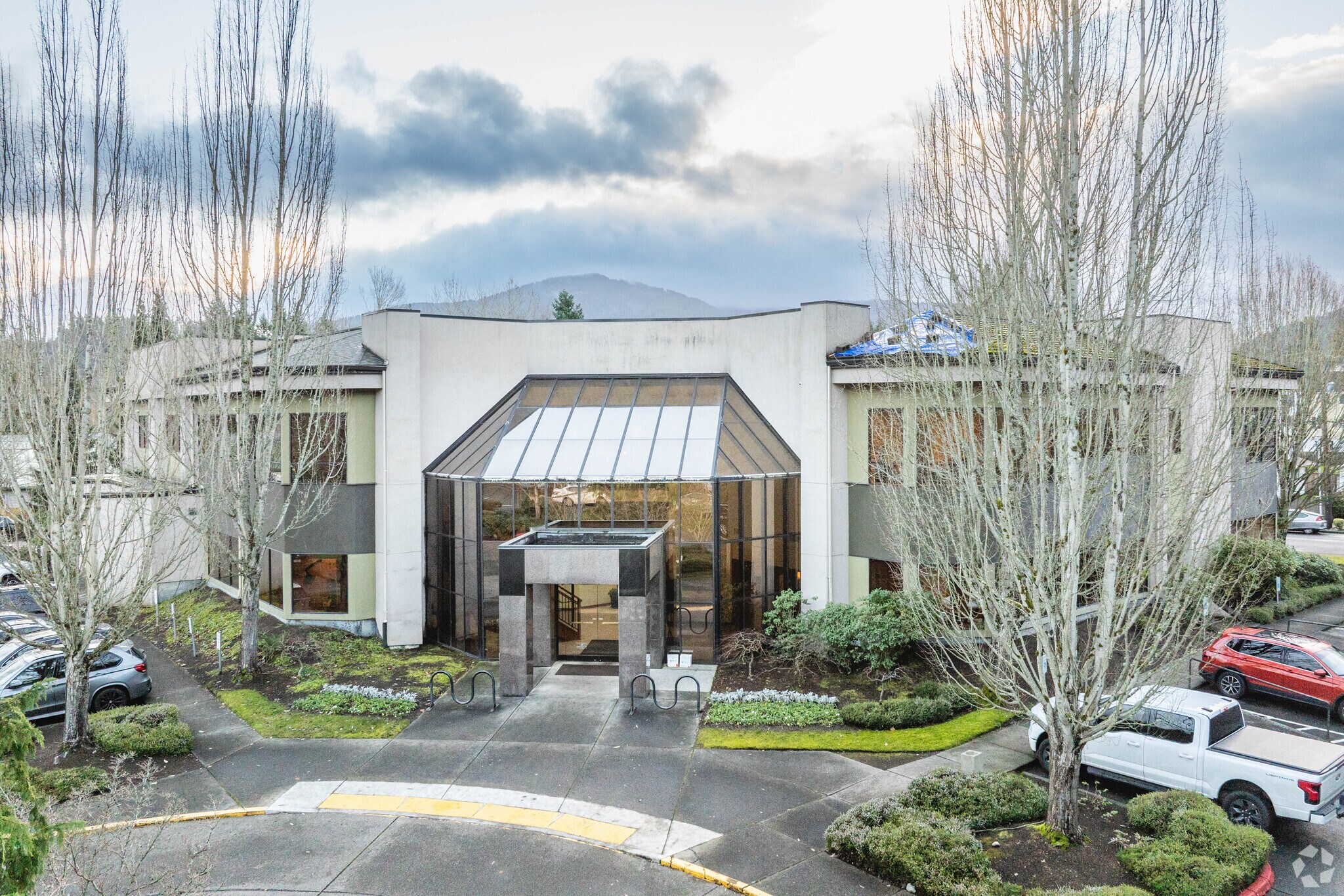 710 NW Juniper St, Issaquah, WA à louer Photo principale– Image 1 sur 5