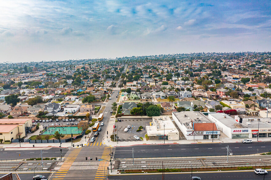 5471 Crenshaw Blvd, Los Angeles, CA à louer - Photo de l’immeuble – Image 3 sur 6