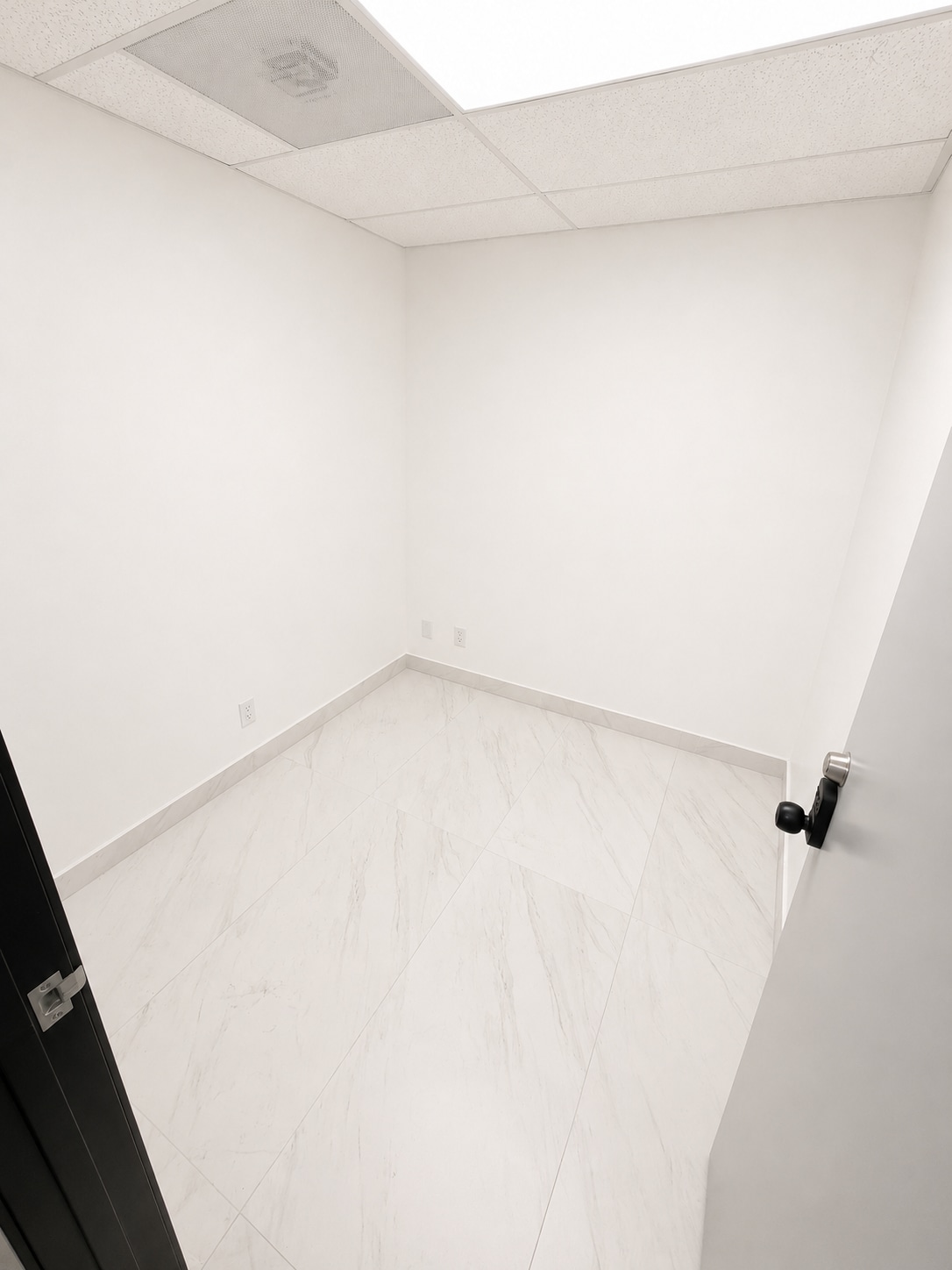 6920 Miramar Rd, San Diego, CA à louer Photo intérieure– Image 1 sur 1