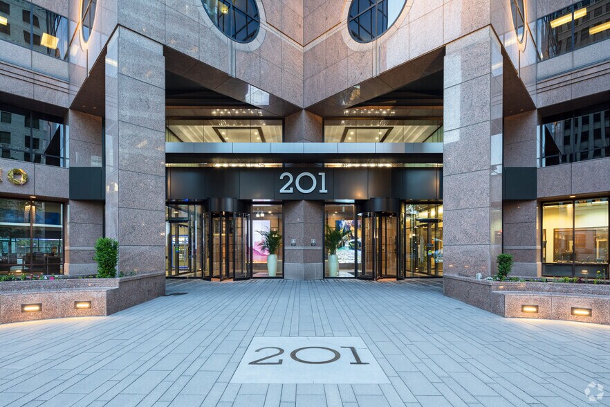 201 S Main St, Salt Lake City, UT à louer - Photo de l’immeuble – Image 3 sur 20