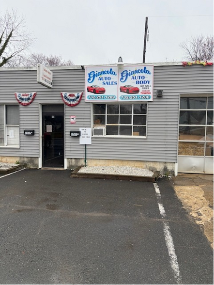 15 Main St, East Brunswick, NJ à louer - Photo de l’immeuble – Image 1 sur 7