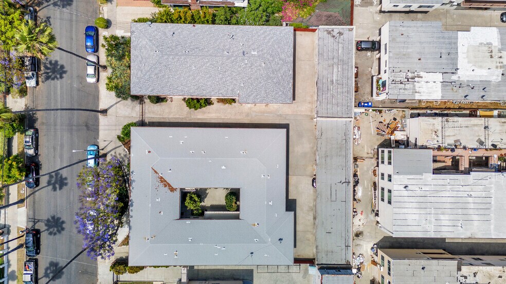 1734-1740 Taft Ave, Los Angeles, CA à vendre - Photo de l’immeuble – Image 3 sur 10