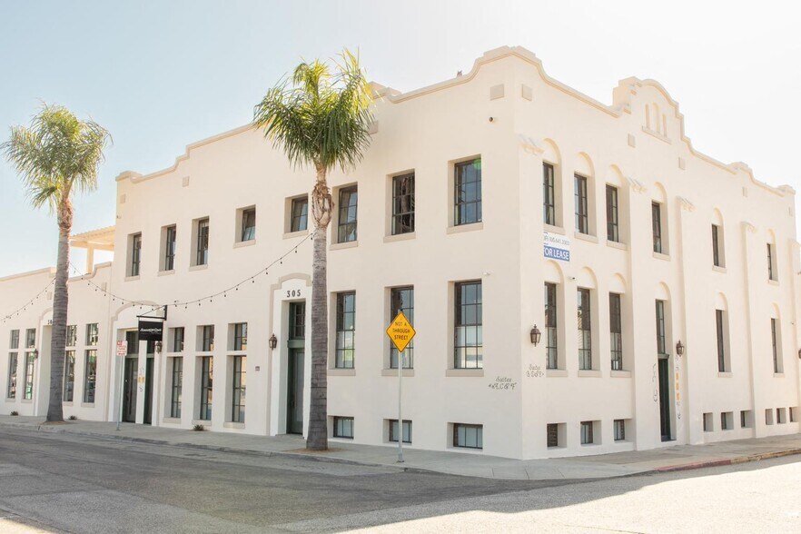 305 S Kalorama St, Ventura, CA à louer - Photo de l’immeuble – Image 3 sur 22
