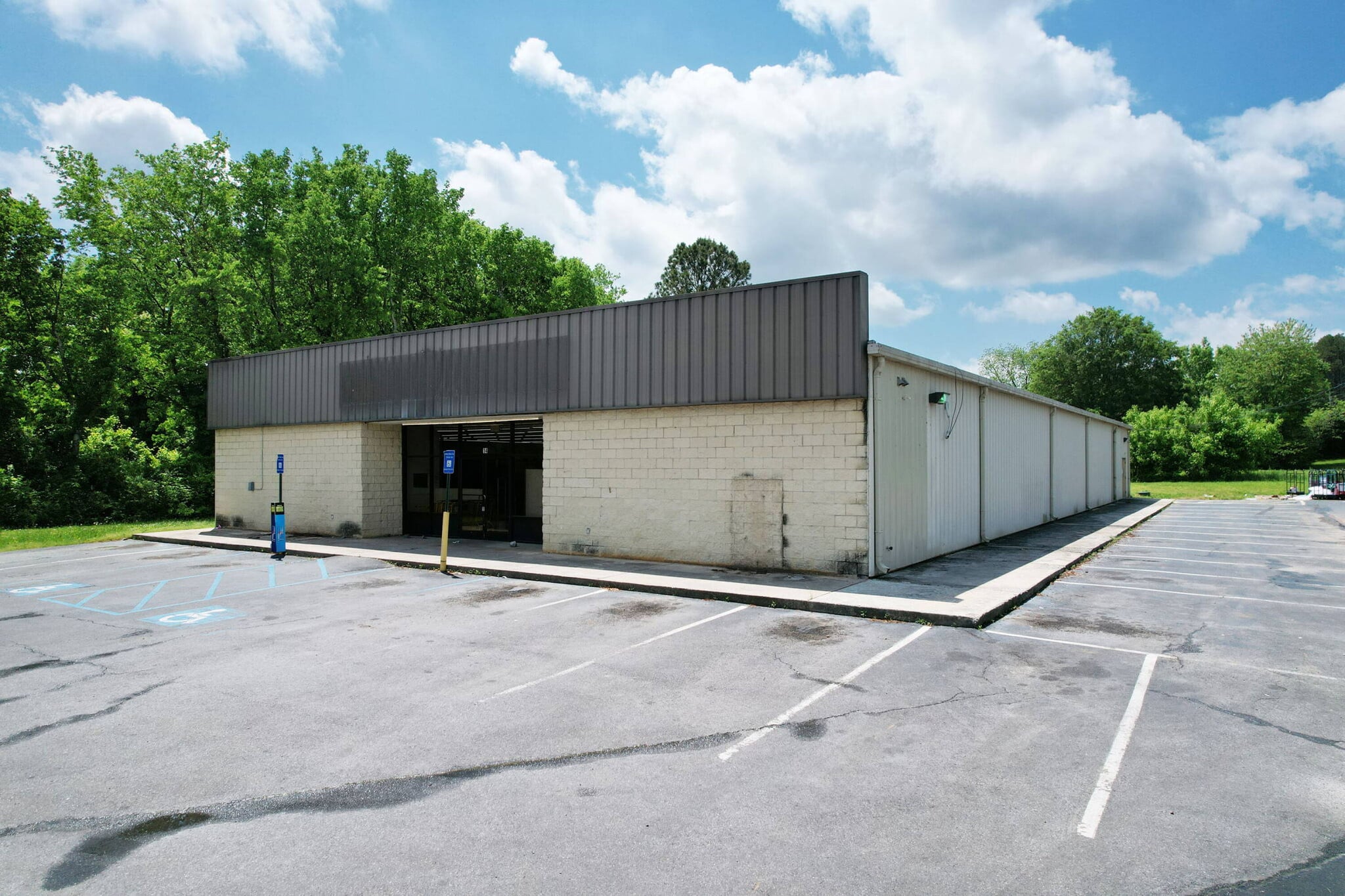 14 Pine St N, Tennga, GA à vendre Photo de l’immeuble– Image 1 sur 9