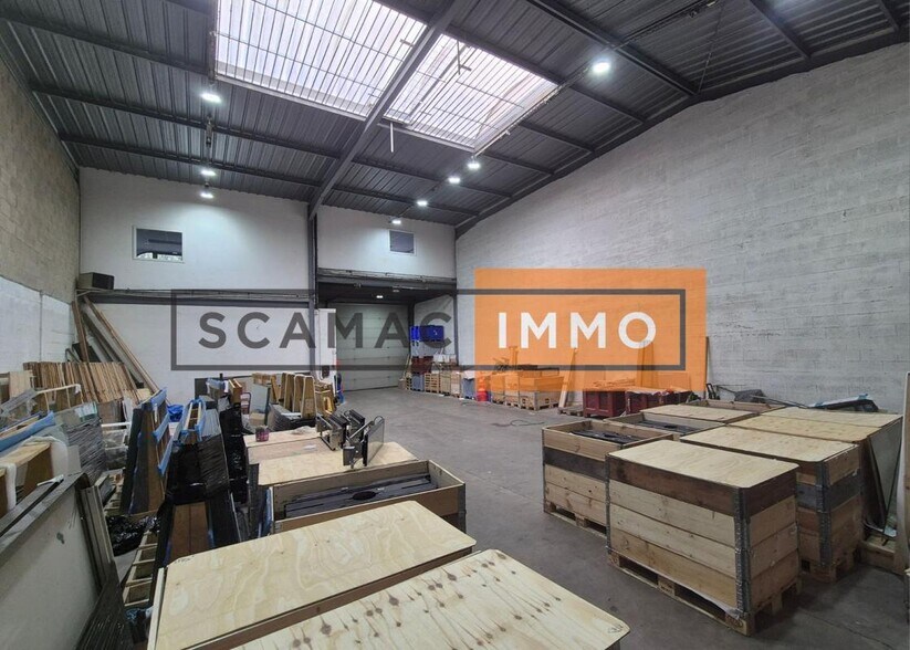 Industriel/Logistique dans Le Thillay à louer - Photo intérieure – Image 1 sur 1