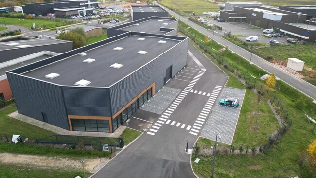 Plus de détails pour Local commercial à louer