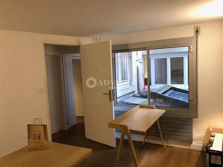 Bureau dans Tours à vendre - Photo de l’immeuble – Image 2 sur 8