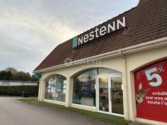 Plus de détails pour Local commercial à louer