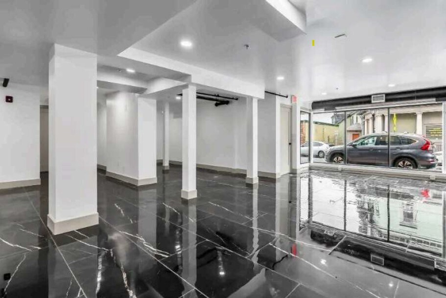 2 Charles St, Methuen, MA à louer Photo intérieure– Image 1 sur 6