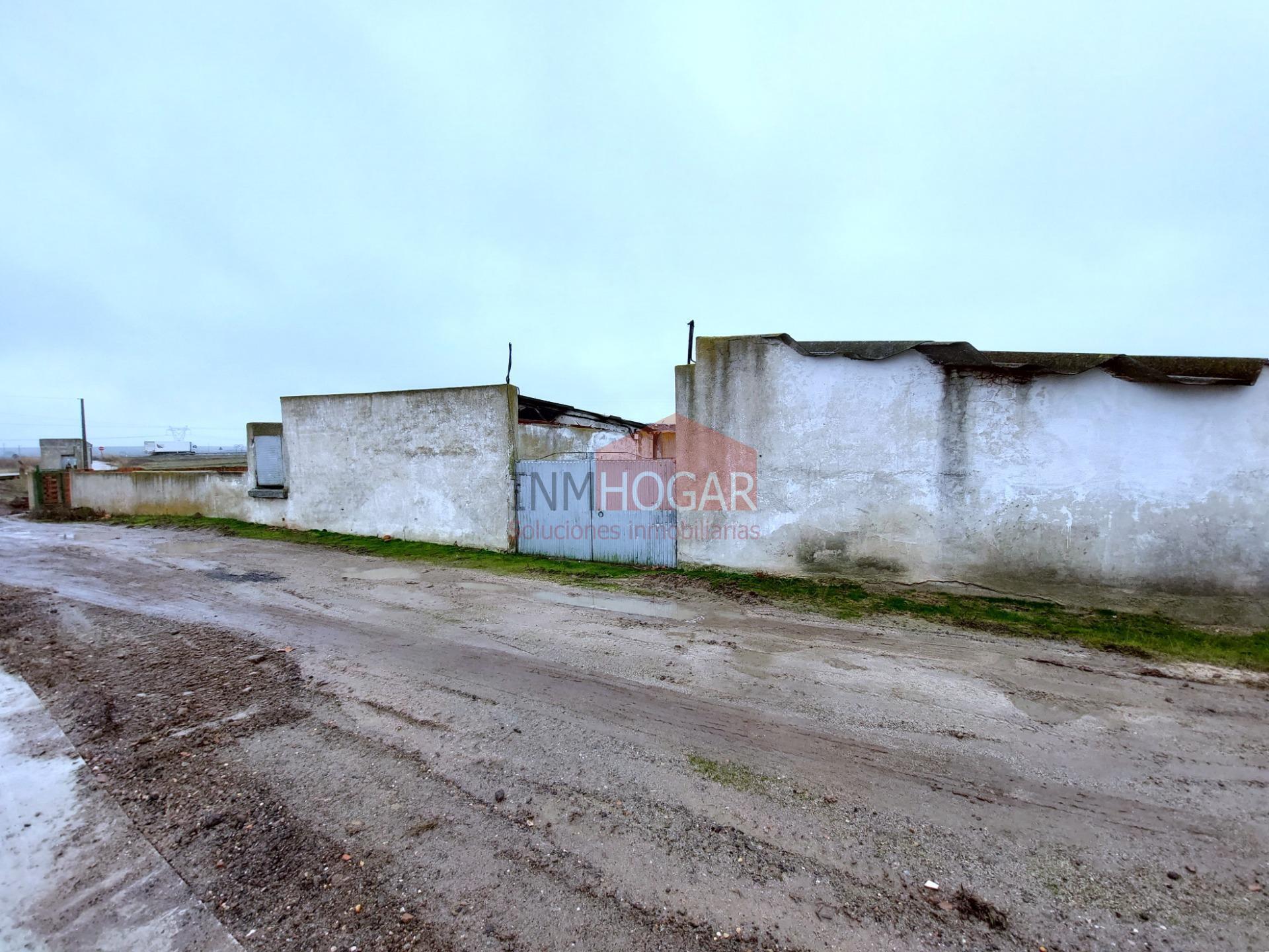 Industriel/Logistique dans Adanero, Ávila à vendre Photo principale– Image 1 sur 28