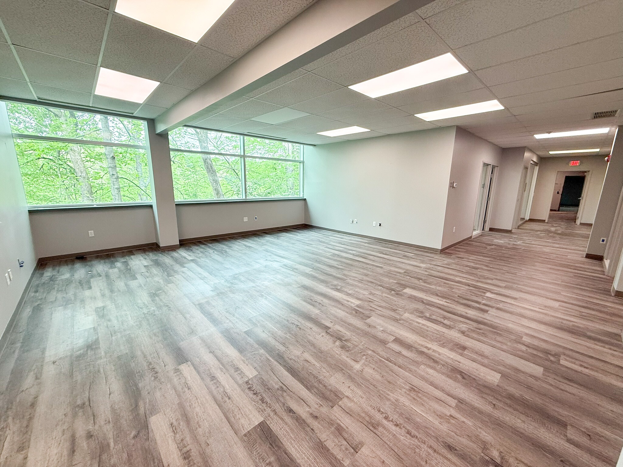 6161 Riverside Dr, Dublin, OH à louer Photo de l’immeuble– Image 1 sur 8