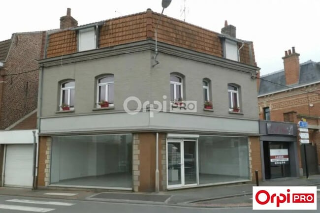 Plus de détails pour Local commercial à louer