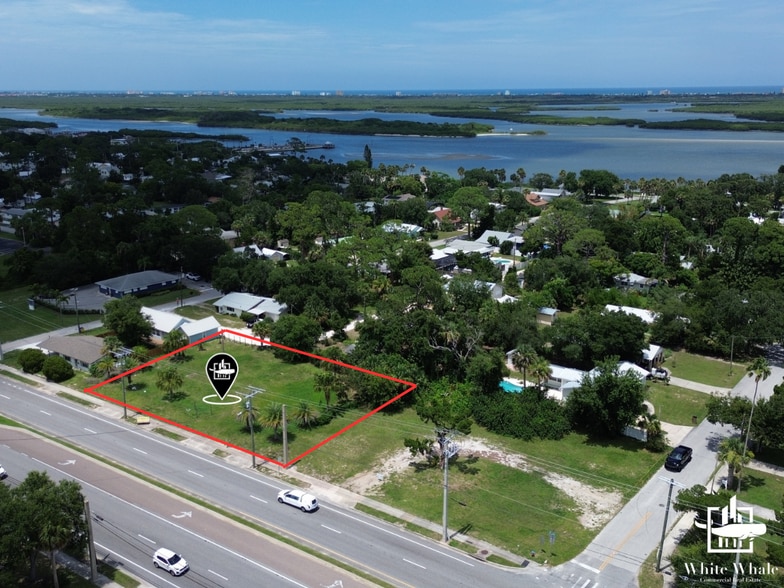 403 S Ridgewood Ave, Edgewater, FL à vendre - Photo de l’immeuble – Image 3 sur 10