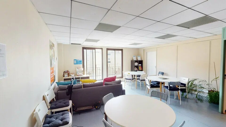 Bureau dans Nice à louer - Photo de l’immeuble – Image 2 sur 6