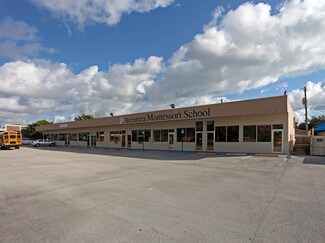 Plus de détails pour 111-125 SE 1st Ave, Hallandale Beach, FL - Local commercial à louer