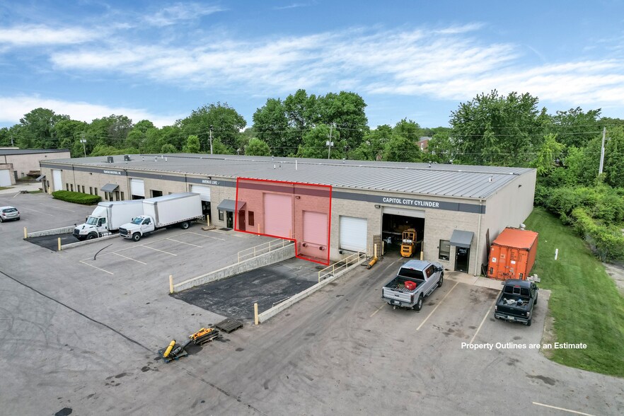 2135 S James Rd, Columbus, OH à louer - Photo de l’immeuble – Image 2 sur 25