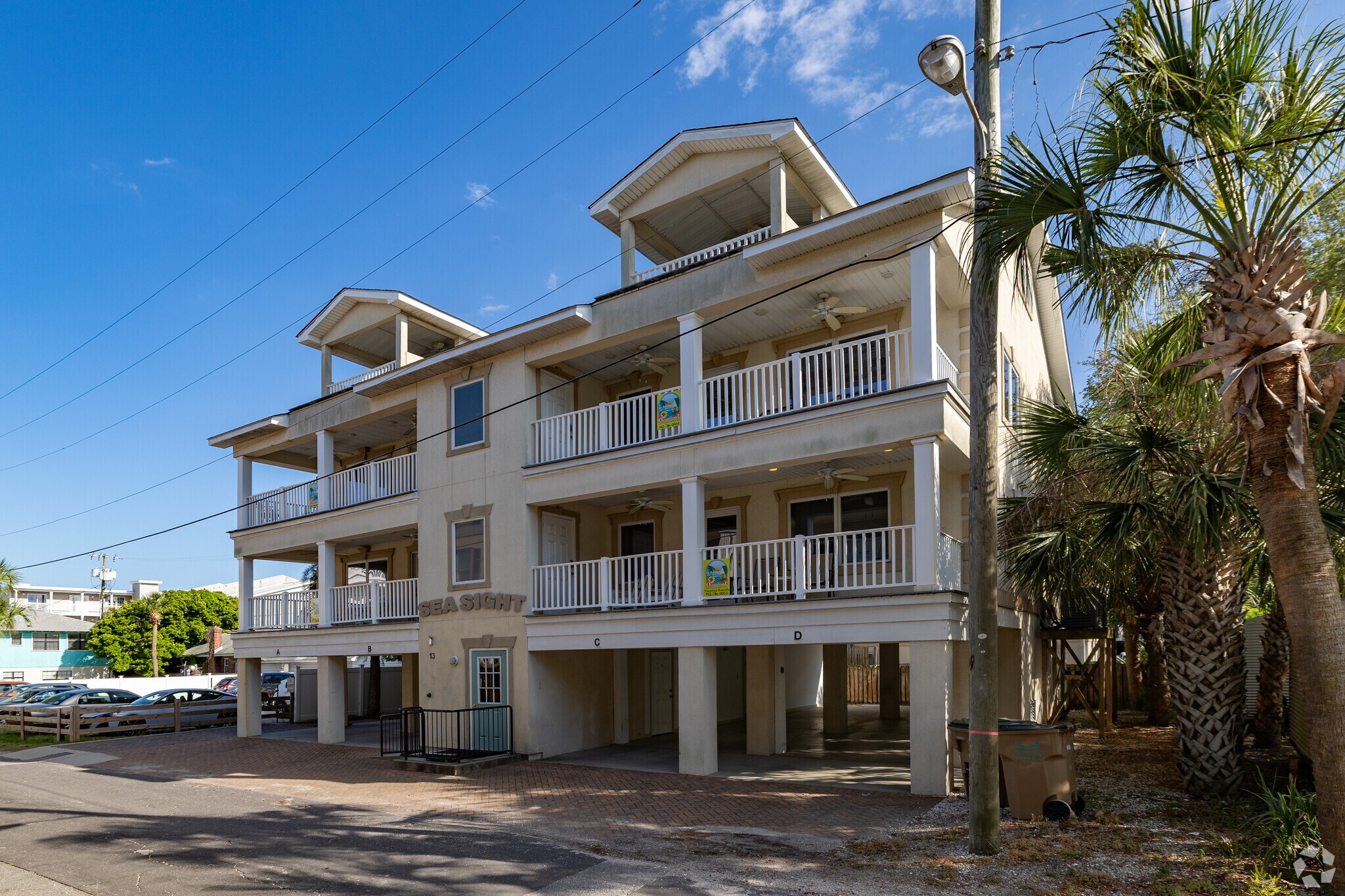13 Silver Ave, Tybee Island, GA à vendre Photo principale– Image 1 sur 39