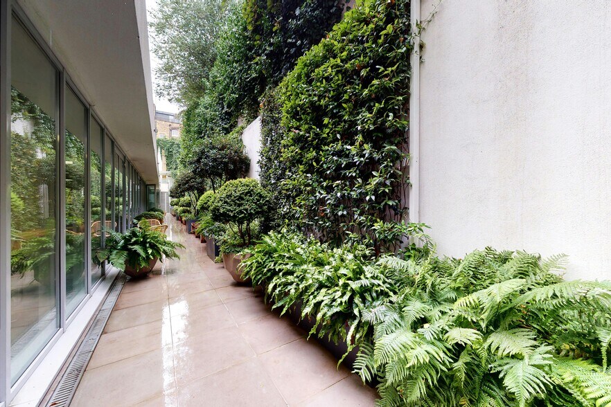 7-9 Whitfield St, Londres à vendre - Photo de l’immeuble – Image 3 sur 15