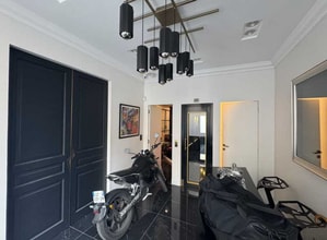 4 Rue François Ier, Paris à louer Photo intérieure– Image 2 sur 9