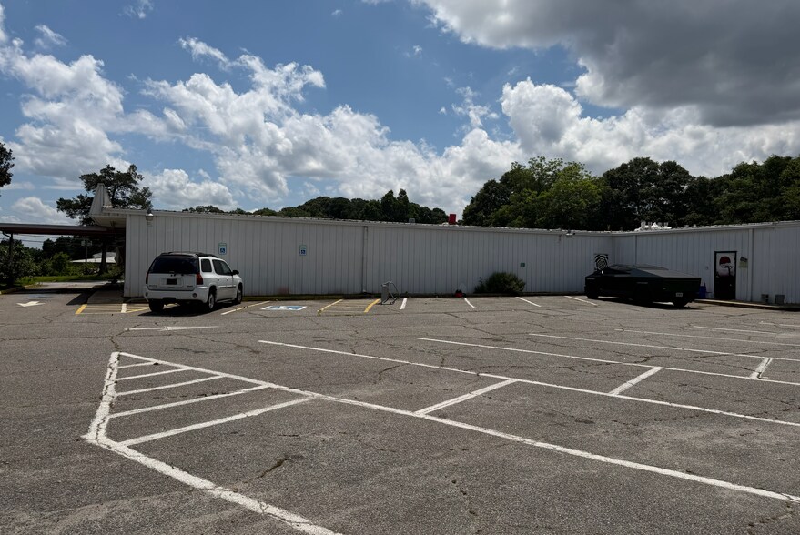 1001 Winterville Rd, Athens, GA à louer - Photo de l’immeuble – Image 2 sur 16
