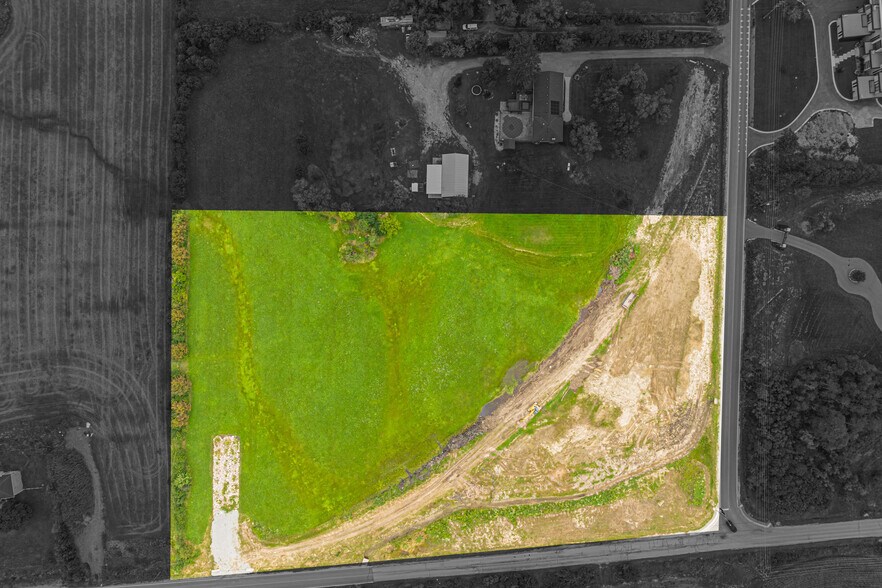 5000 Henderson Road, Milton, ON à vendre - Photo de l’immeuble – Image 3 sur 16