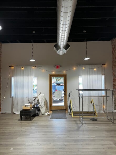 125 E Washington St, Kearney, MO à louer - Photo intérieure – Image 3 sur 16